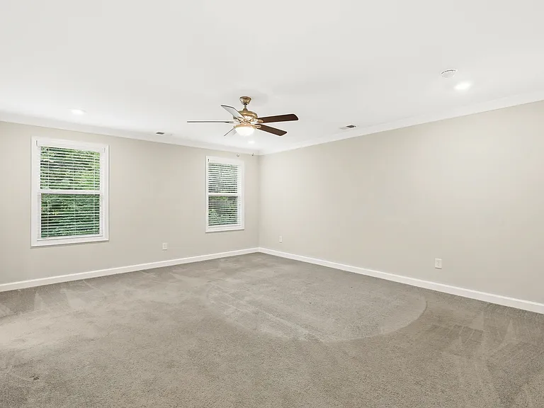 520 Cresentry Brk — Photo 11