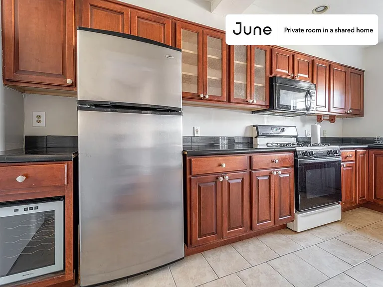 1443 Parkwood Pl NW #A — Photo 5