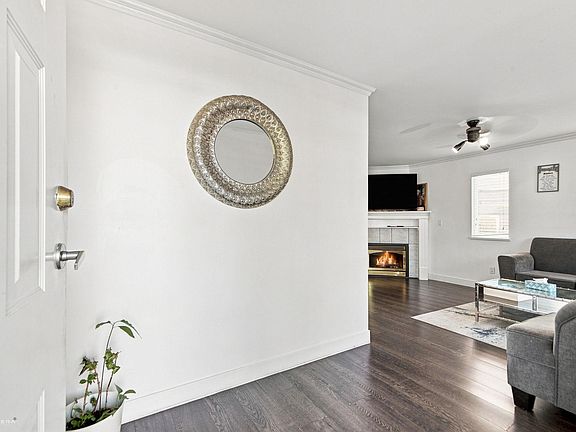 4th image of 6643 127th St