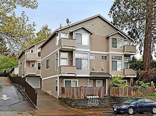 12558 35th Ave NE APT B, Seattle, WA 98125