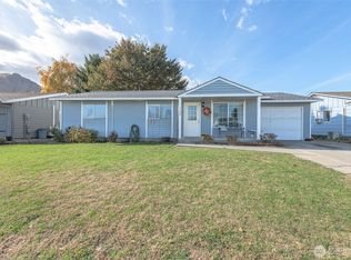 704 Cherry Ct, Wenatchee, WA 98801