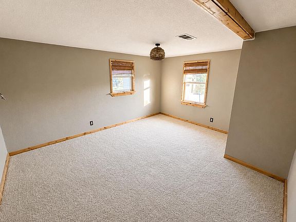 4th image of 250 Rick Rd