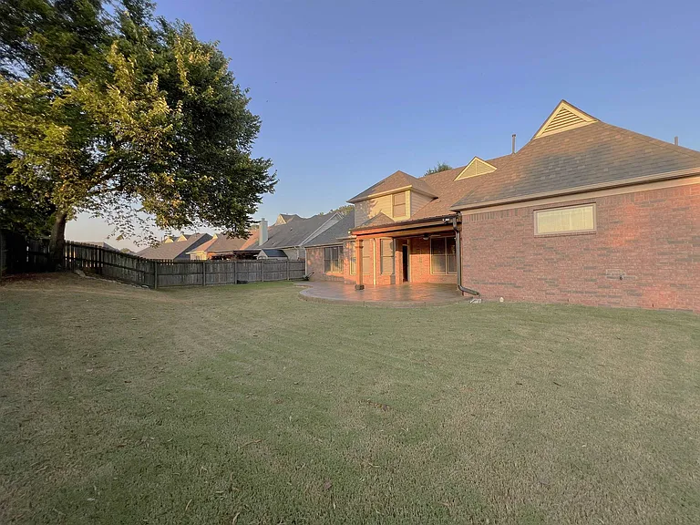 4883 Fox Springs Dr — Photo 26