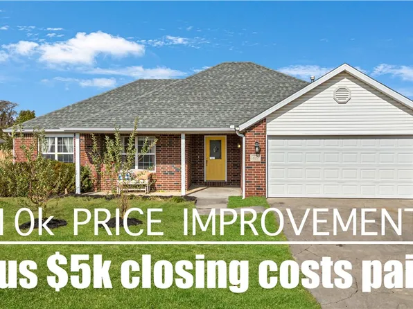 827 S Pennington St, Lowell, AR 72745