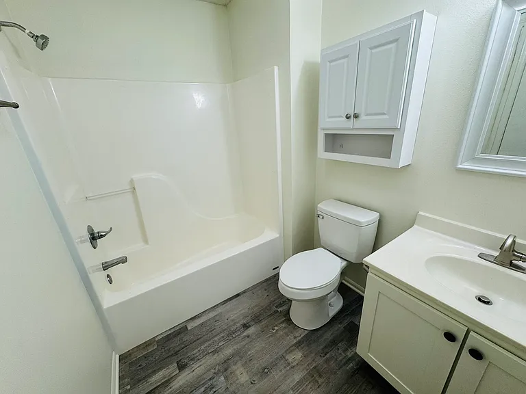 245 Beaver Kreek Ctr #5 — Photo 17