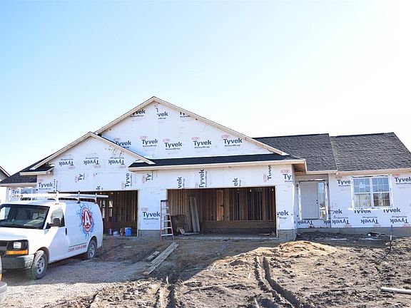 3rd image of 1239 Twin Leaf Ave