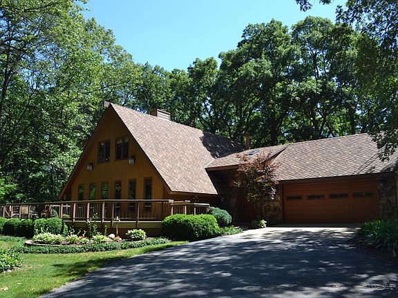 3rd image of 36257 Irish Ln