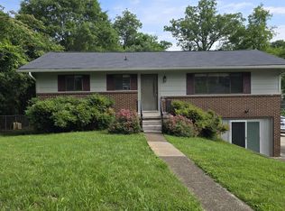 1323 Easy Ln, Hixson, TN 37343