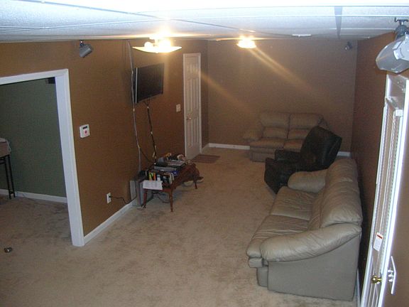 Spacious Family Room