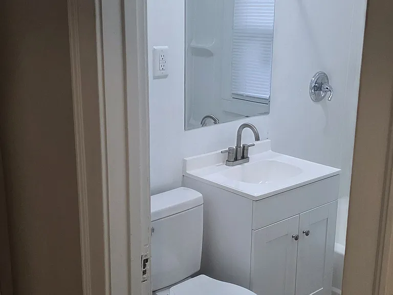 1230 Auburn Ct — Photo 14