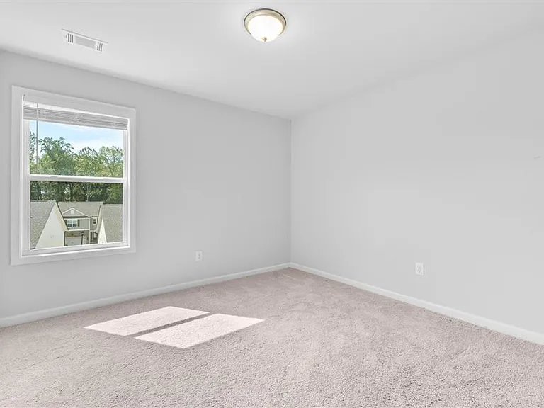 258 Station Overlook Dr — Photo 24