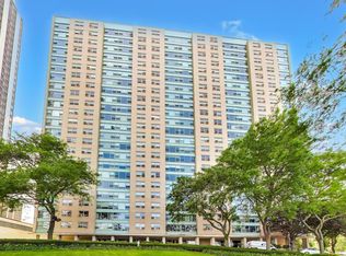 3180 N Lake Shore Dr APT 4G, Chicago, IL 60657