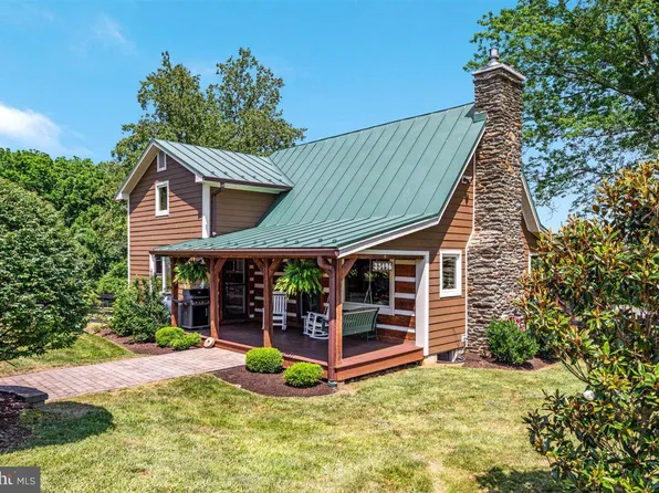 35496 Simpsons Creek Rd, Round Hill, VA 20141