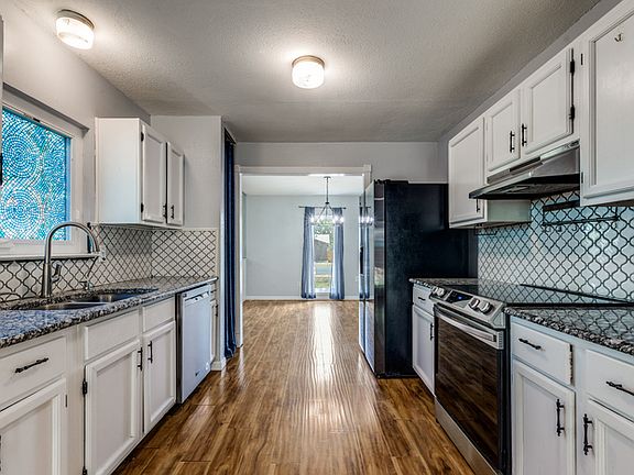5th image of 6719 Timberhill Dr