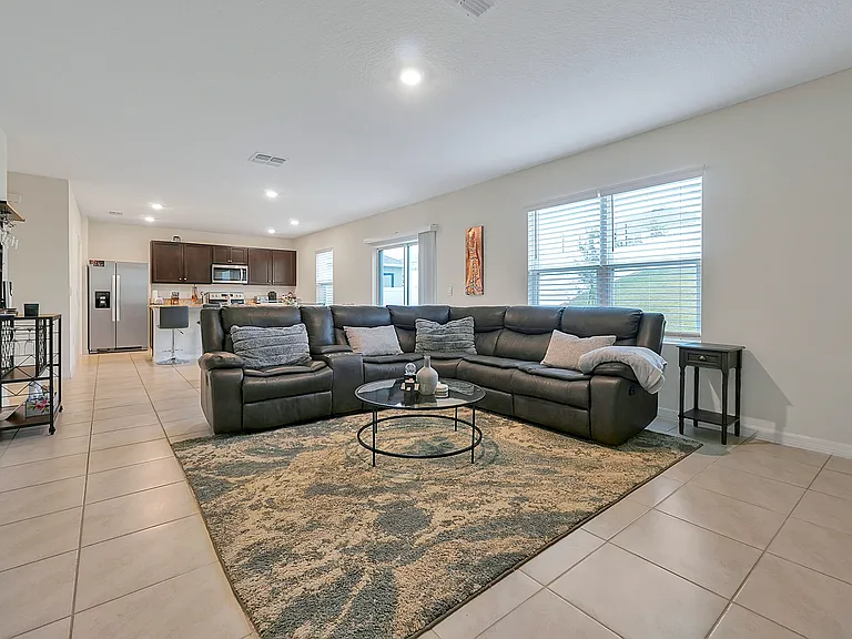 9673 Black Walnut Dr — Photo 51
