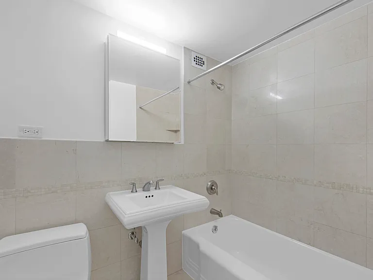 41 Park Ave #5D — Photo 11
