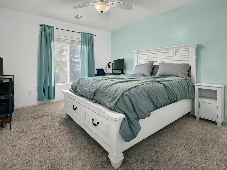 652 Brindle Dr — Photo 23