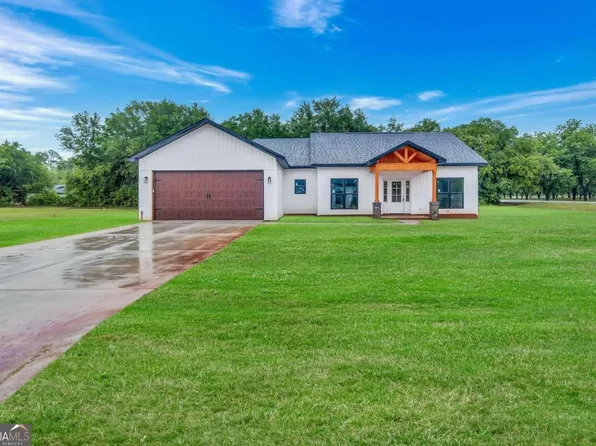 402 Campus Dr, Fort Valley, GA 31030