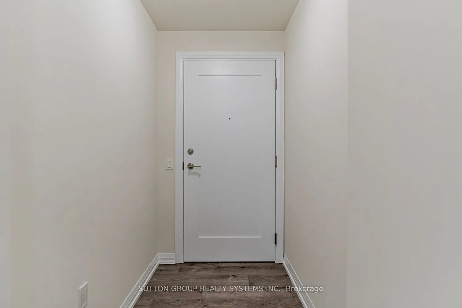 2 bed, $2,450 — Photo 3