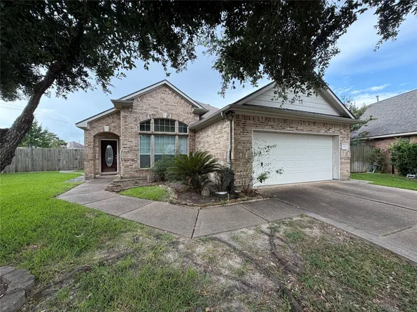 3102 Avory Ridge Ln, Pearland, TX 77581