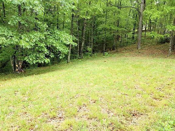 4th image of 233 Chamberlain Ln Lot 23B3