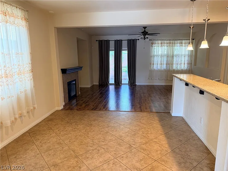440 Eagle Glen Rd — Photo 2