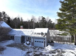 Hilltop Place, New London, NH 03257