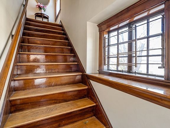 4th image of 18 Fairfax Rd