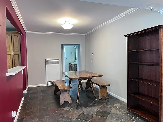 3 bed, 1371 sqft, $4,295 — Photo 4