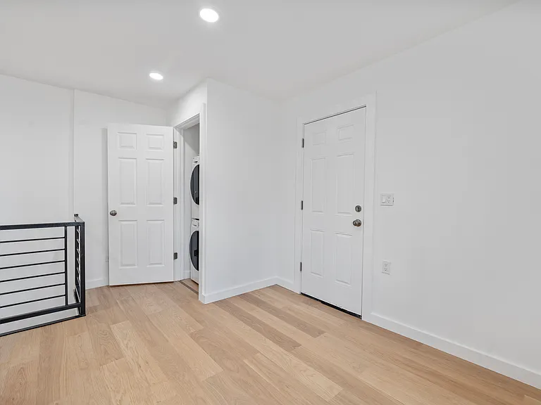 3436 Richmond St #1 — Photo 10
