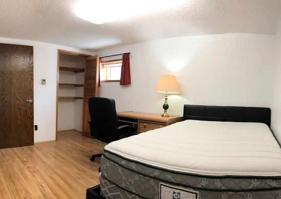 Cedarwood Ct