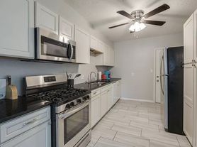 1808 NW 11th St