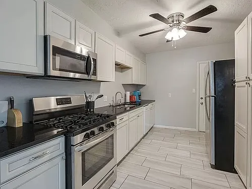 1808 NW 11th St #A Photo 1