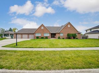1124 Charlotte Cir, Van Wert, OH 45891