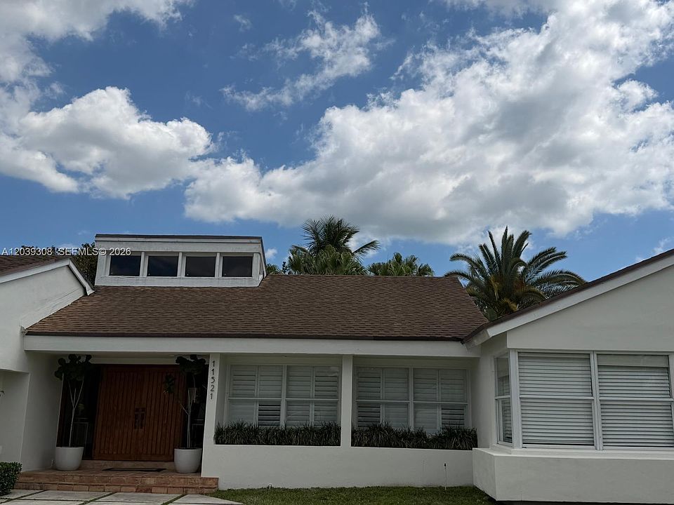 1st image of 11521 SW 98th Ct
