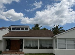 Las Villas Of La Mancha S, Miami, FL 33176
