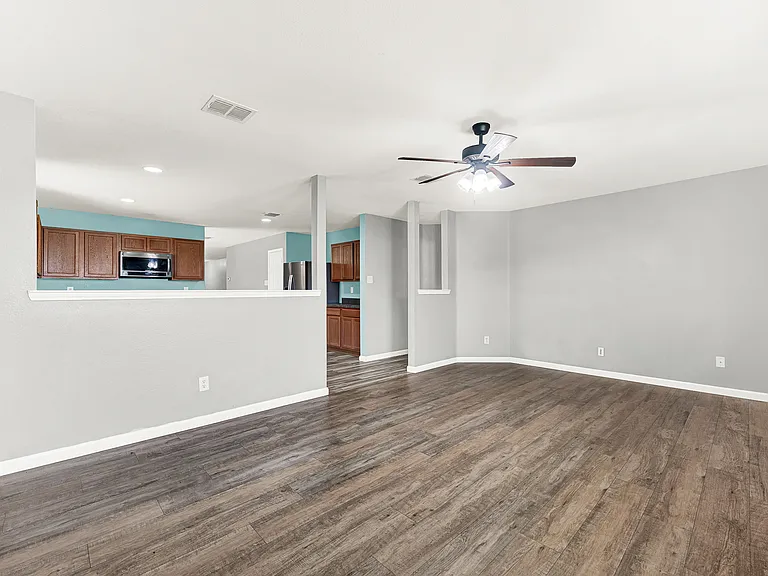 4613 Mountain Oak St — Photo 11