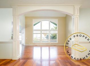 8106 Mid Ct, Middleton, ID 83644