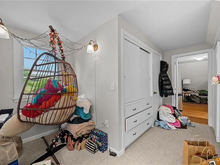 2340 S County Trl — Photo 27