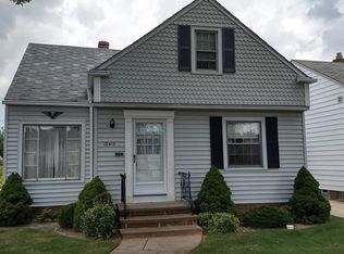 12415 Oak Park Blvd, Garfield Heights, OH