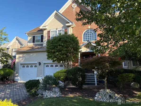 3 Treetops Cir, Princeton, NJ 08540