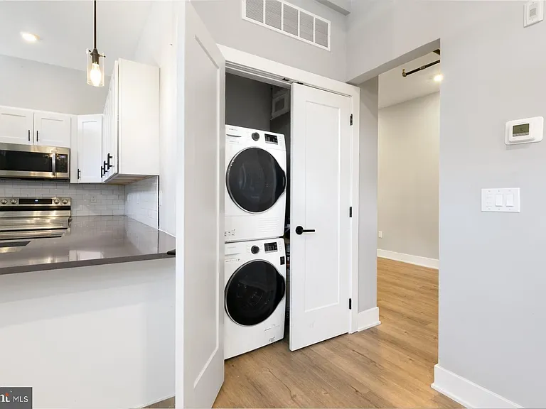 3965 Lancaster Ave #102 — Photo 7