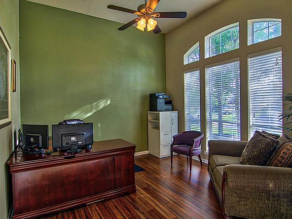 5th image of 516 Ivory Stone Ln