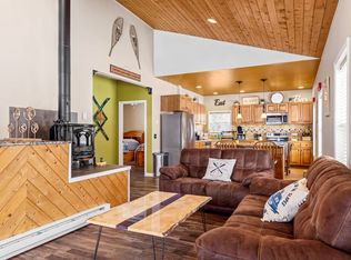 284 Roundabout Way, Union Dale, PA 18470