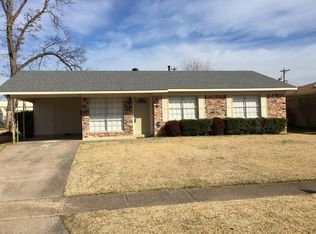2011 Dennis St, Bossier City, LA 71112