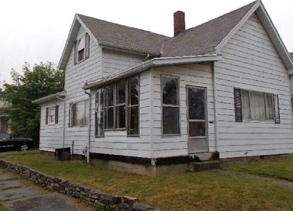 5th image of 801 N Mulberry St