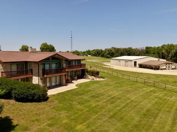 1658 Prairie Rd, Washington, KS 66968