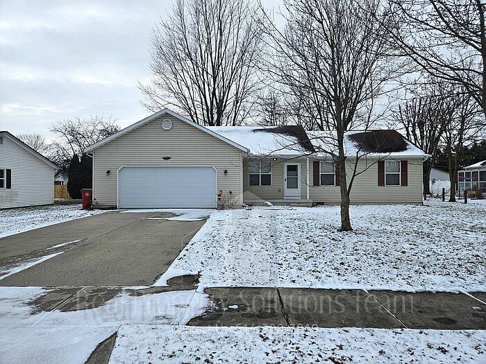 1st image of 101 Andrew Ct E
