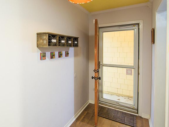 4th image of 12493 Deeder Ln