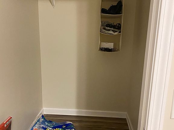 Walk in closet